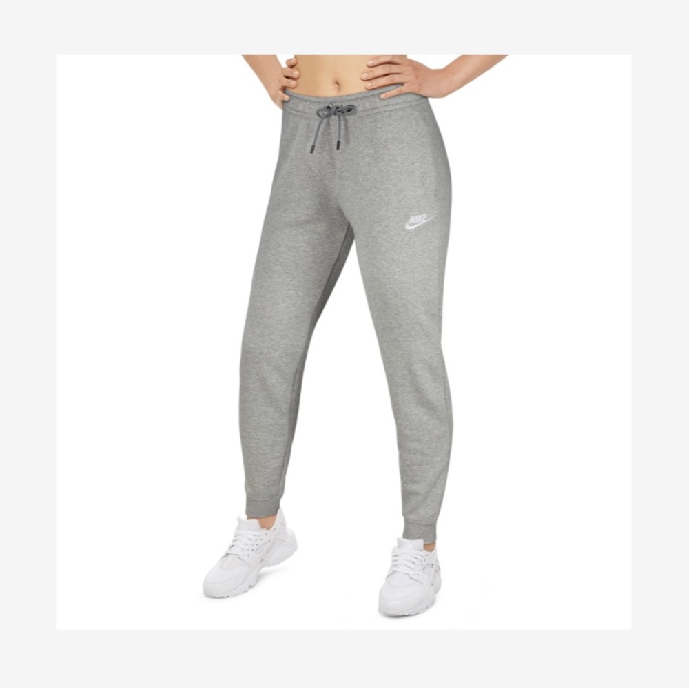 New without tags, Nike Essential Fleece Joggers Sz XL